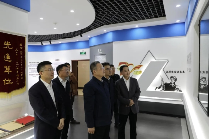 葛紅林到中鋁國際駐昆院企、西南銅業(yè)項目現(xiàn)場調(diào)研